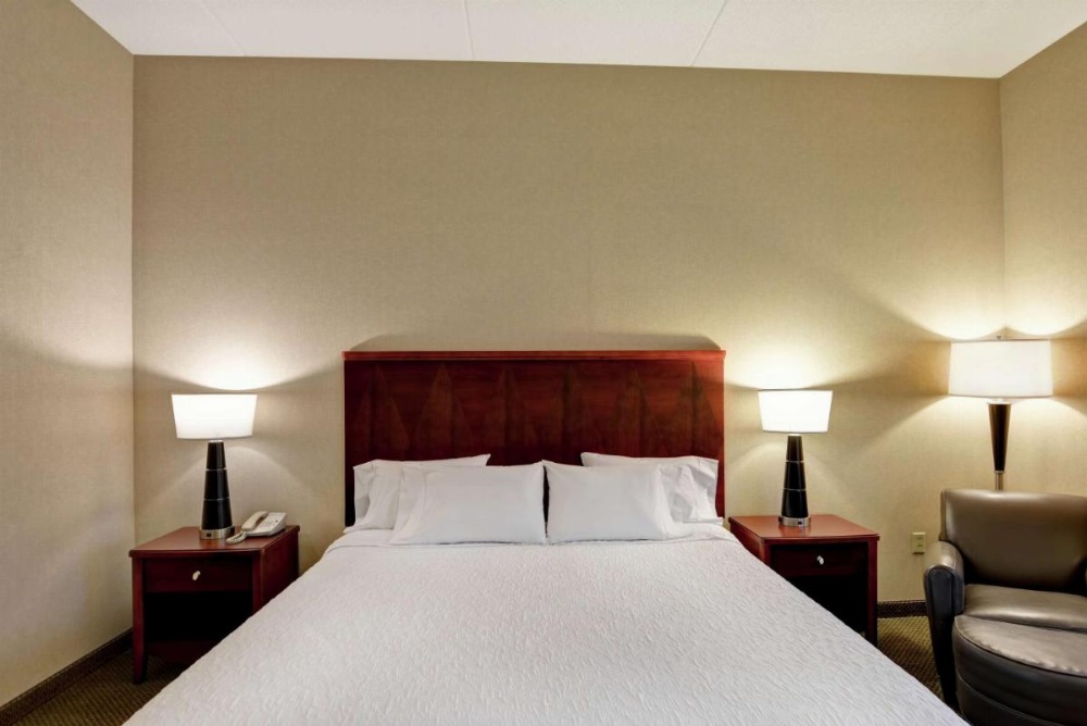 Room image 2