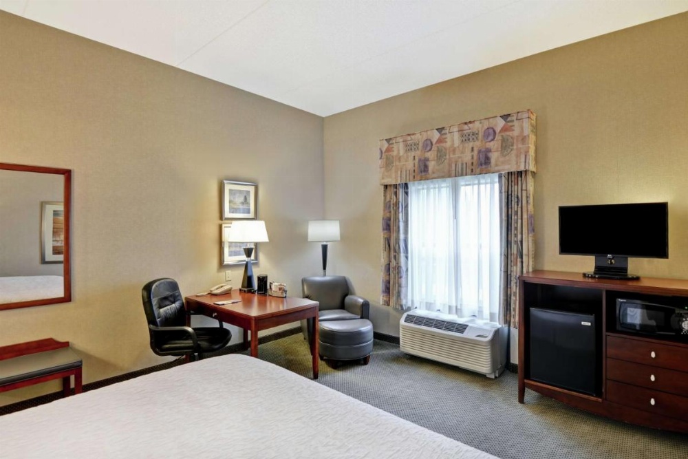 King Room - Non-Smoking